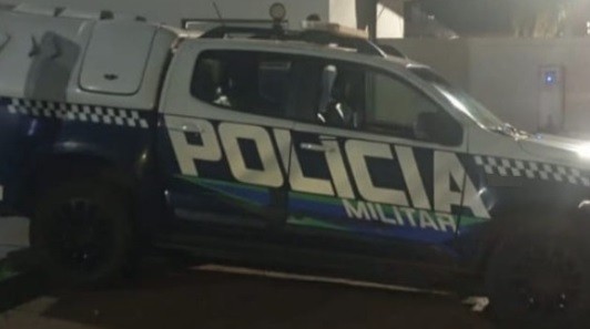 PM de Naviraí pende homem com dois mandados de prisão em aberto após tentativa de furto