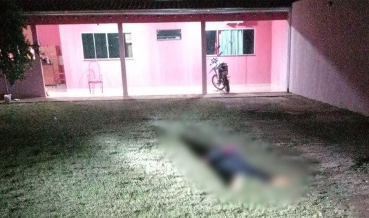 Ataque a tiros na fronteira mata um e deixa outro em estado grave