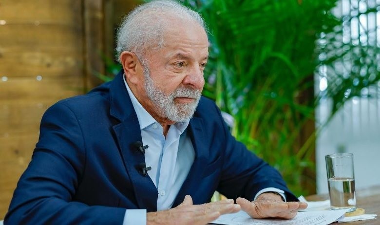 Lula veta lei que reconhece estágio como experiência profissional