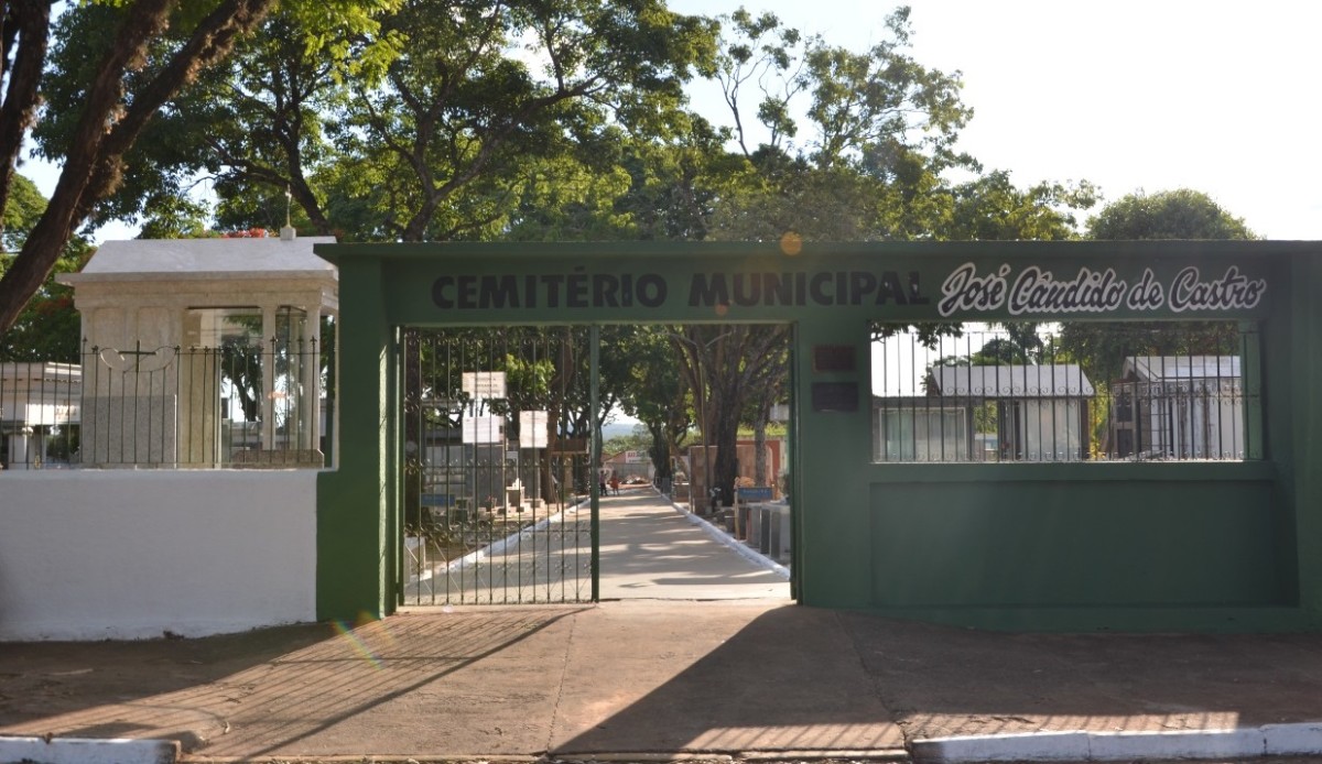 Prefeitura de Naviraí prepara o Cemitério Municipal para o Dia de Finados