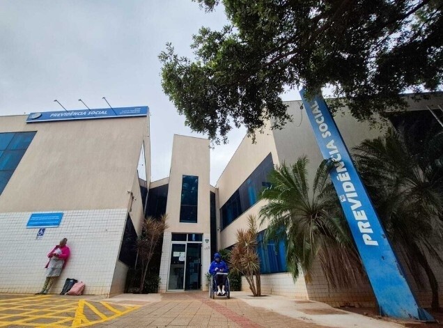 TRF3 impede cobrança de R$ 99 mil de idoso e condena INSS por dano moral