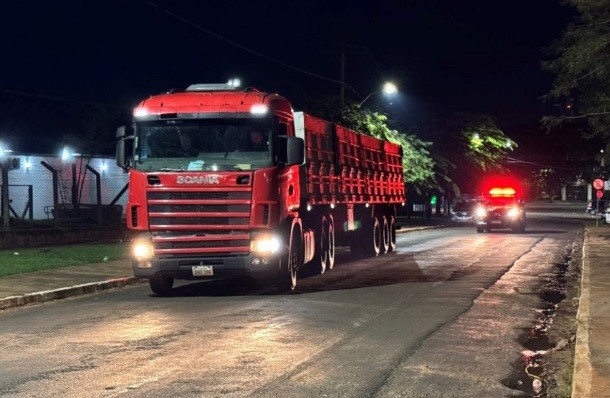 Polícia Civil de Ivinhema apreende carreta com mais de 3,5 toneladas de maconha