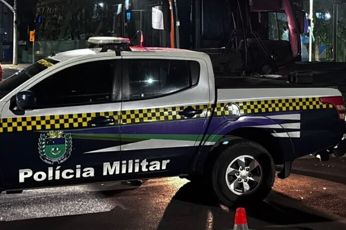 Em Naviraí, idoso é preso por embriaguez ao volante após colidir com carros estacionados