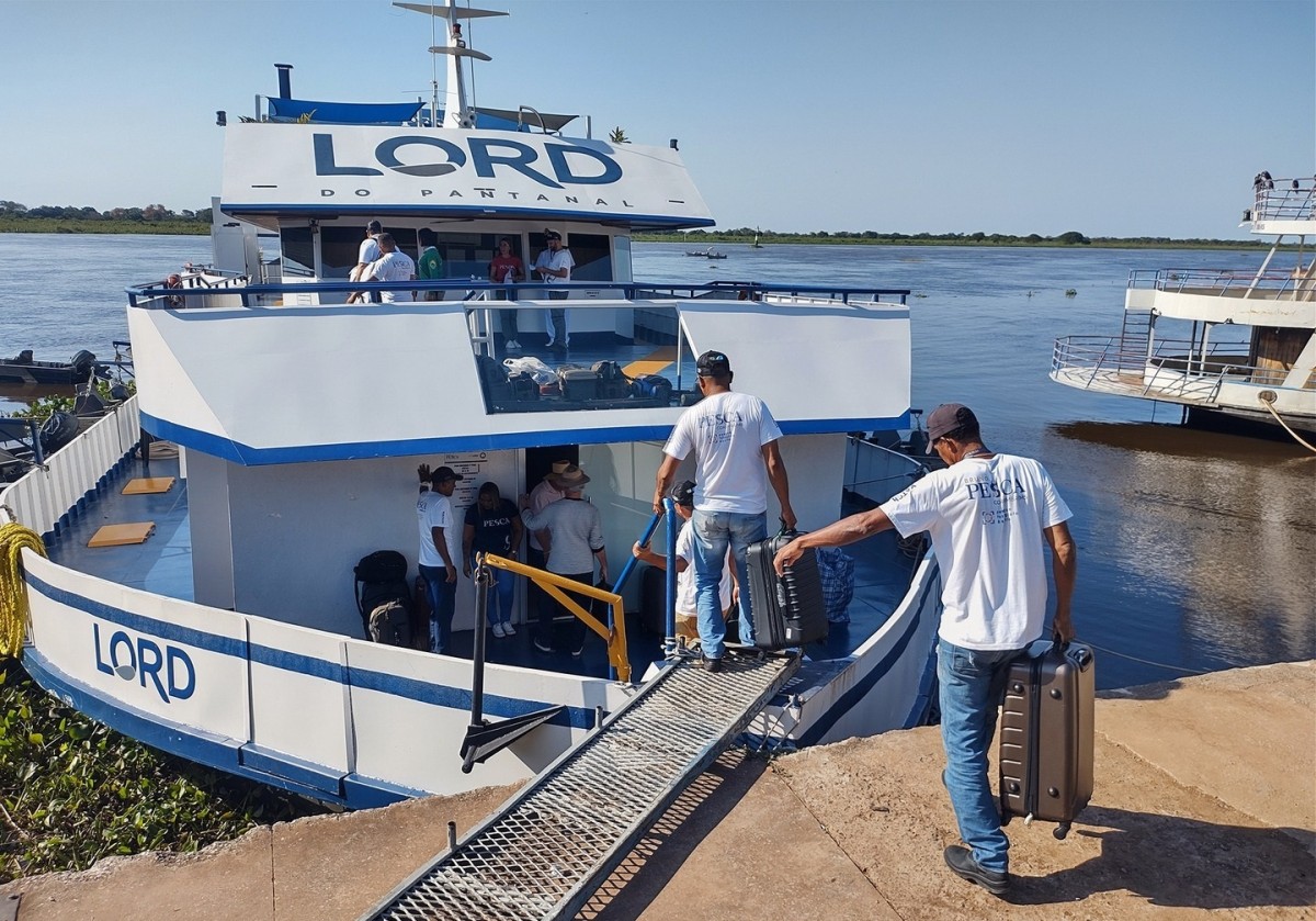 Barcos em Corumbá terão abastecimento sob novas regras da Receita Federal