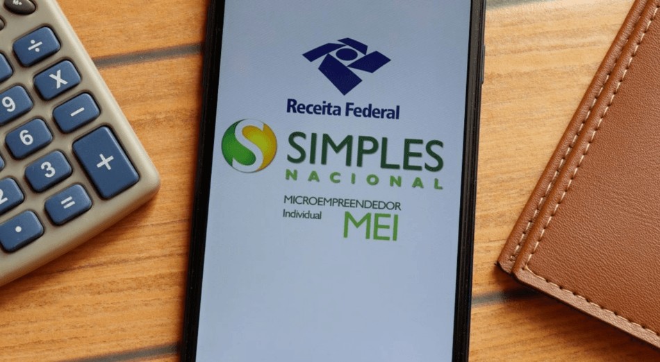 MEIs têm até 30 de janeiro para solicitar reenquadramento no Simples Nacional