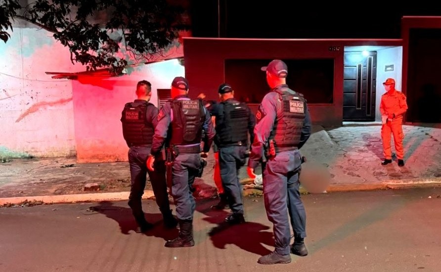 Em Ivinhema, jovem é morto a tiros e mulher fica gravemente ferida em atentado