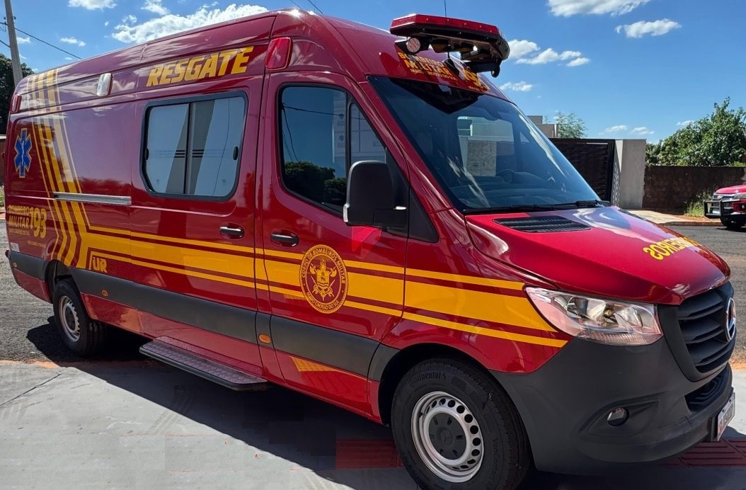 Acidente no BNH envolvendo carro e moto mobiliza PM e Bombeiros em Naviraí
