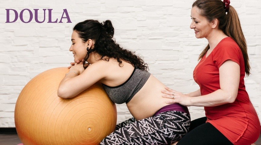Sancionada lei que regulamenta a profissão de doula