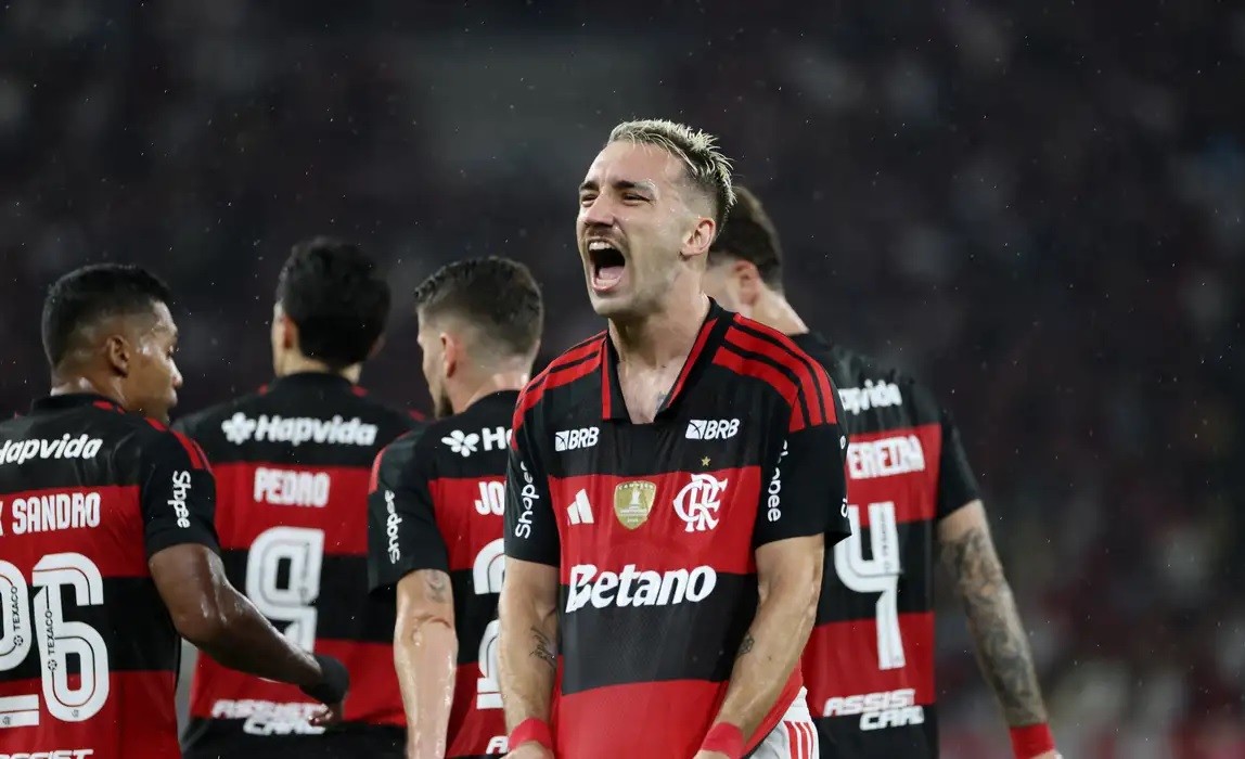 Flamengo derrota Remo por 3 a 0 e entra no G4 do Brasileiro