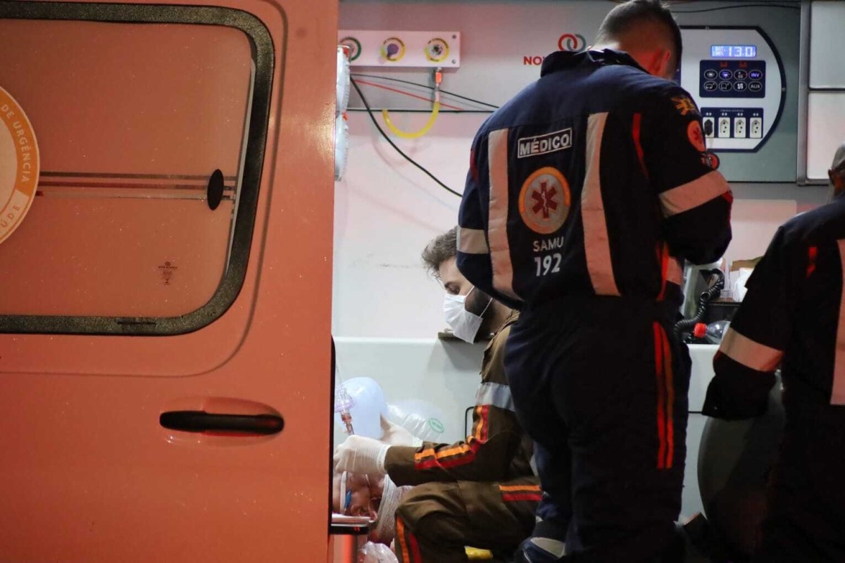 Não morreu: subtenente aposentado que atirou na esposa está vivo, mas em coma no hospital