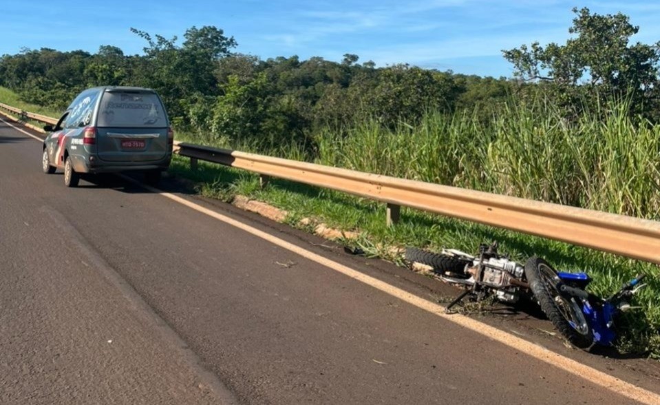Jovem é encontrado morto ao lado de moto destruída na Serra de Maracaju