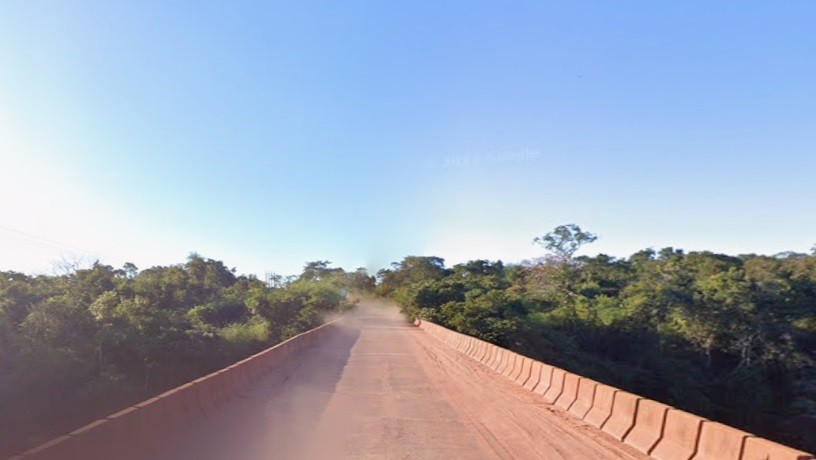Homem morre e três ficam feridos em capotamento na MS-352
