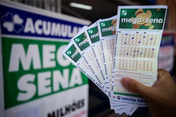 Mega-Sena acumula para R$ 50 milhões; confira os números sorteados