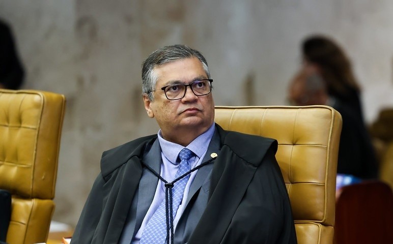 STF manda MS pagar R$ 5 mil a preso mantido 3 meses a mais no regime fechado
