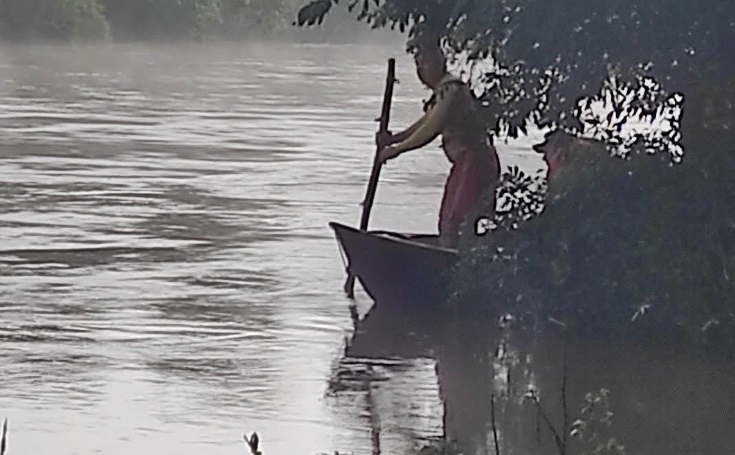 Motorista que caiu de ponte na BR-163 é encontrado morto dentro de caminhão submerso