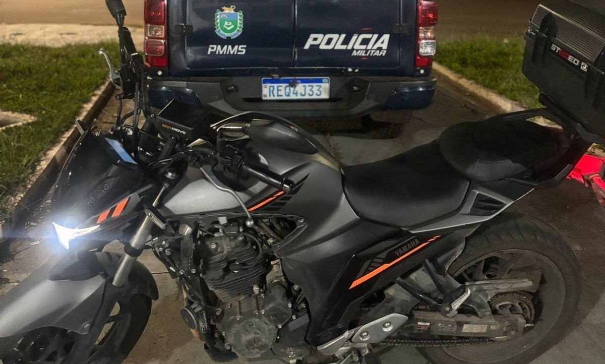 Durante abordagem, Força Tática de Naviraí recupera Yamaha Fazer roubada em Curitiba
