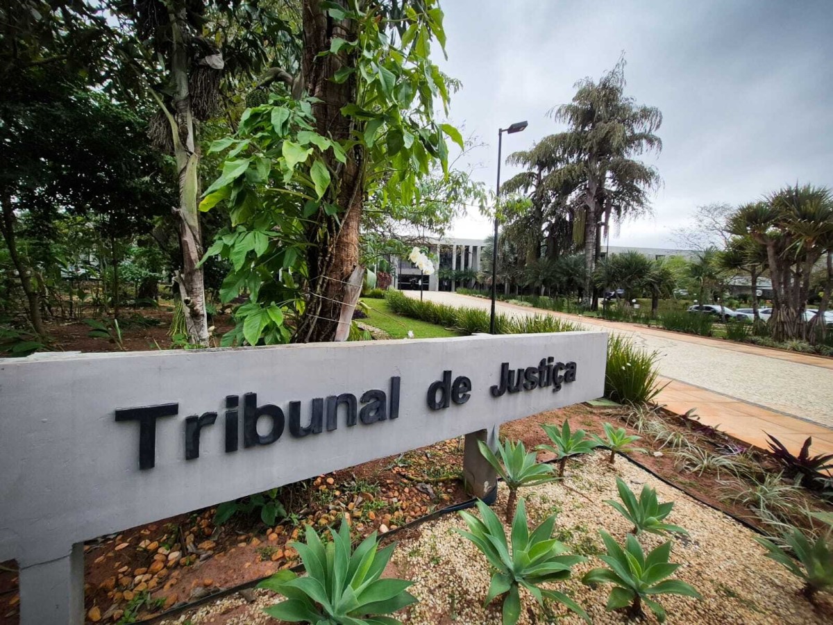 Motorista é condenada após atropelar mulher na faixa de pedestres